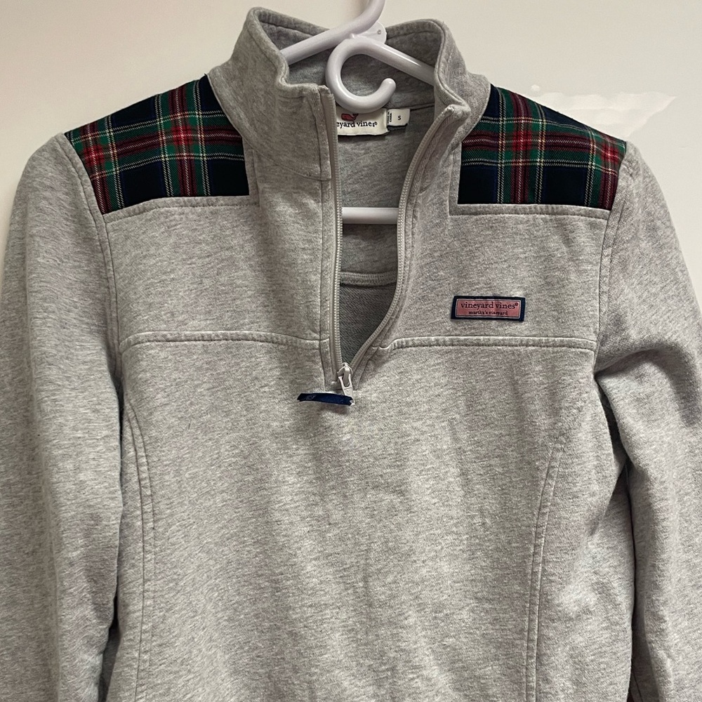 Women’s Vineyard Vines Plaid Shoulder Shep Shirt Sweatshirt (sz Small)